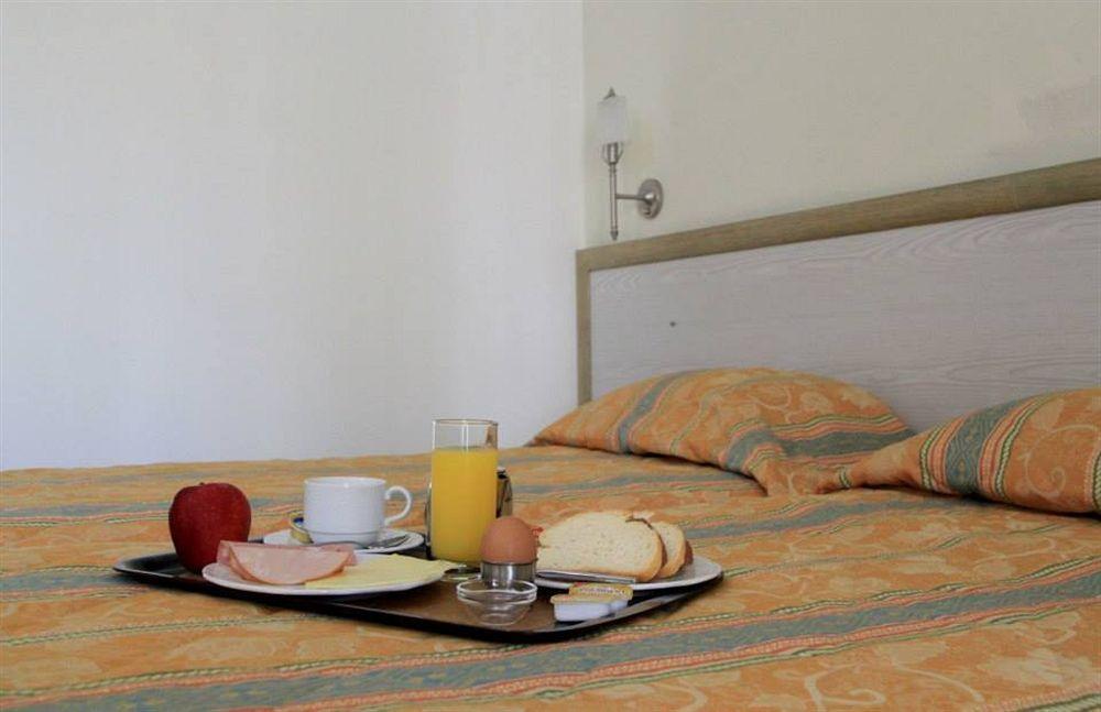 Hotel Platon Афины Экстерьер фото