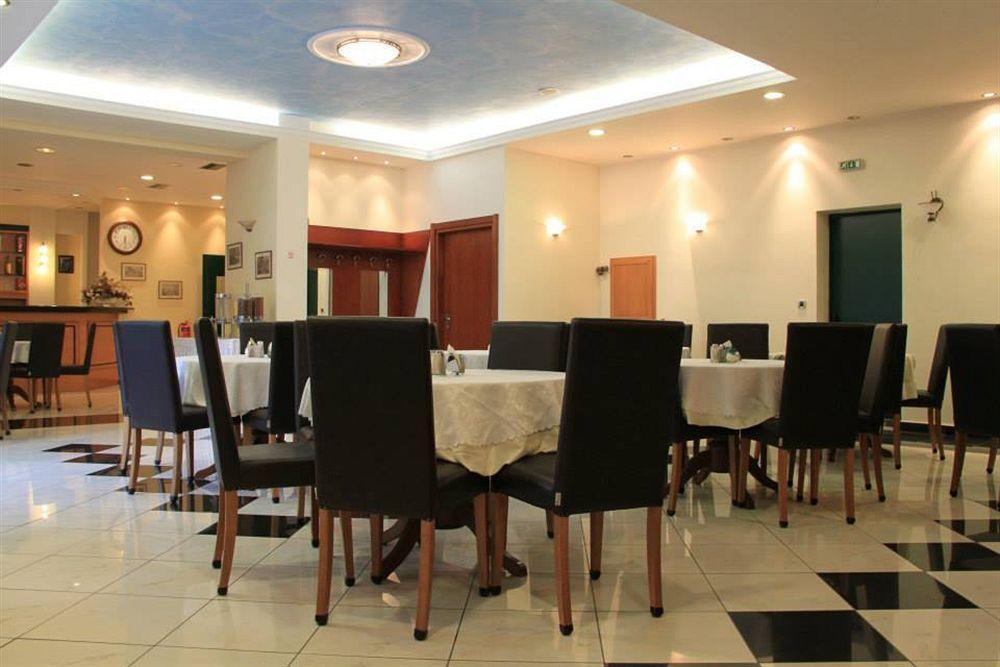 Hotel Platon Афины Экстерьер фото