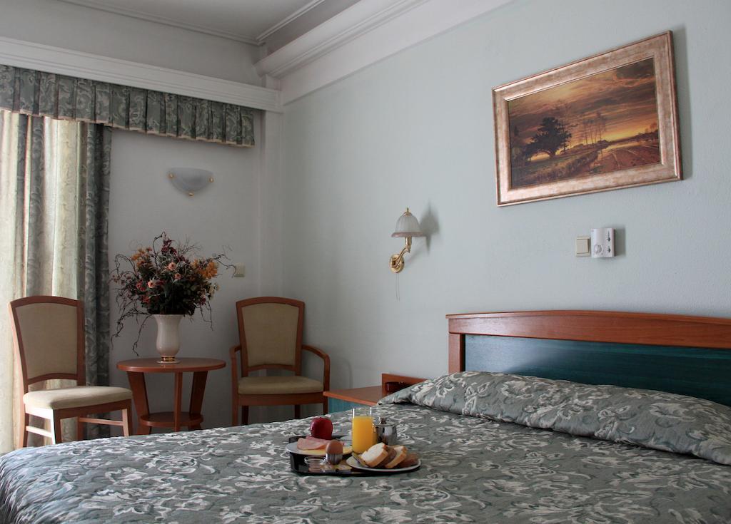 Hotel Platon Афины Номер фото