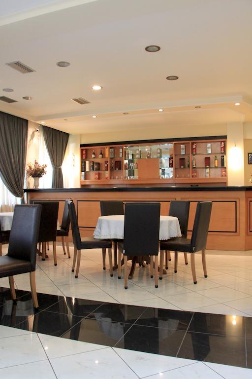 Hotel Platon Афины Экстерьер фото